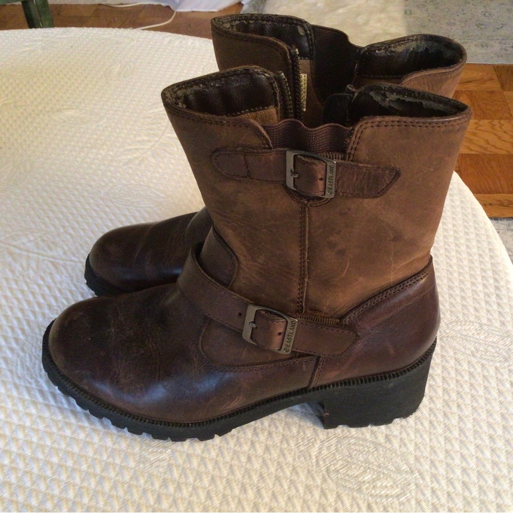 Perfect condition Eastland Winter Leather Boots